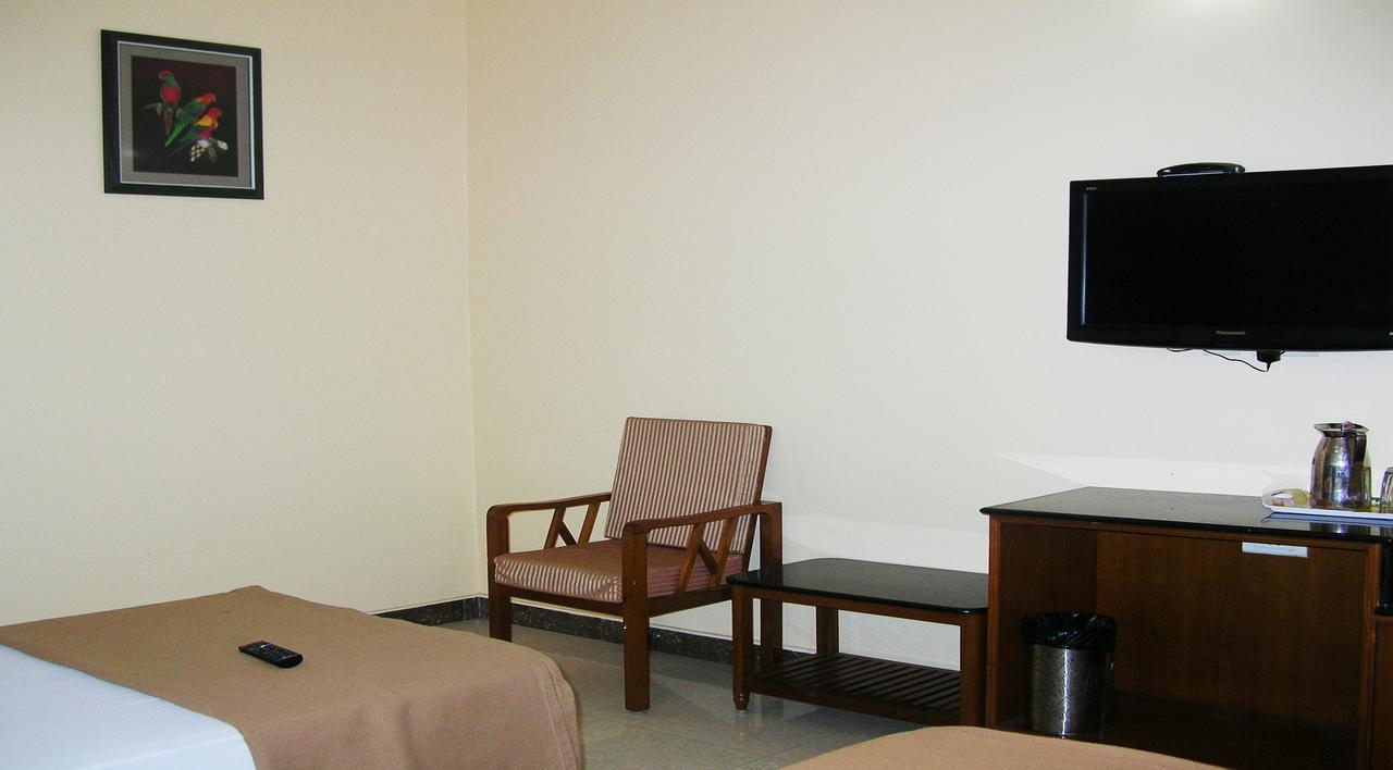 Athidhi Residency 호텔 티루파티 외부 사진